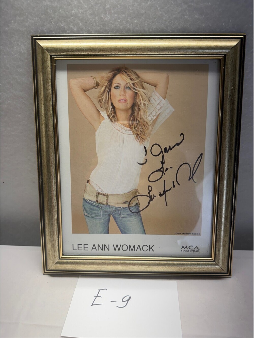 Lee Ann Womack Hand-Signed Autographed Photo Framed Country Music Memorabilia E-